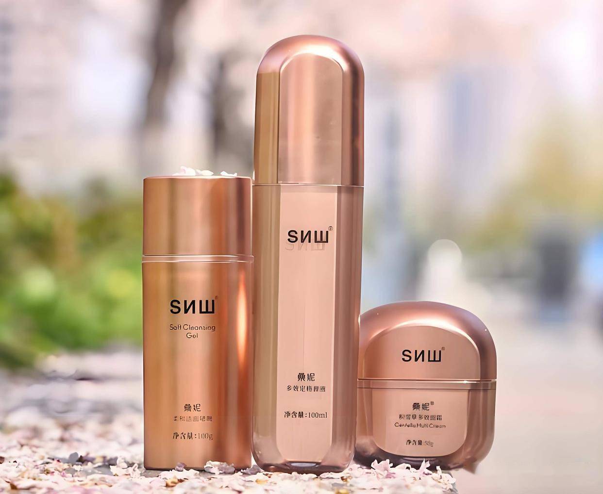 桑妮化妝品 成分實(shí)力獲贊，用戶口碑持續(xù)攀升